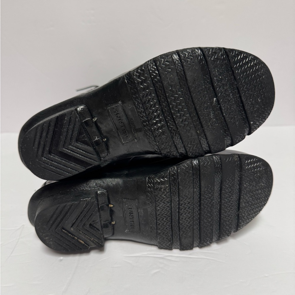 Hunter Glossy Black Buckle Boots. Kids size 3B/4G - Picture 5 of 7